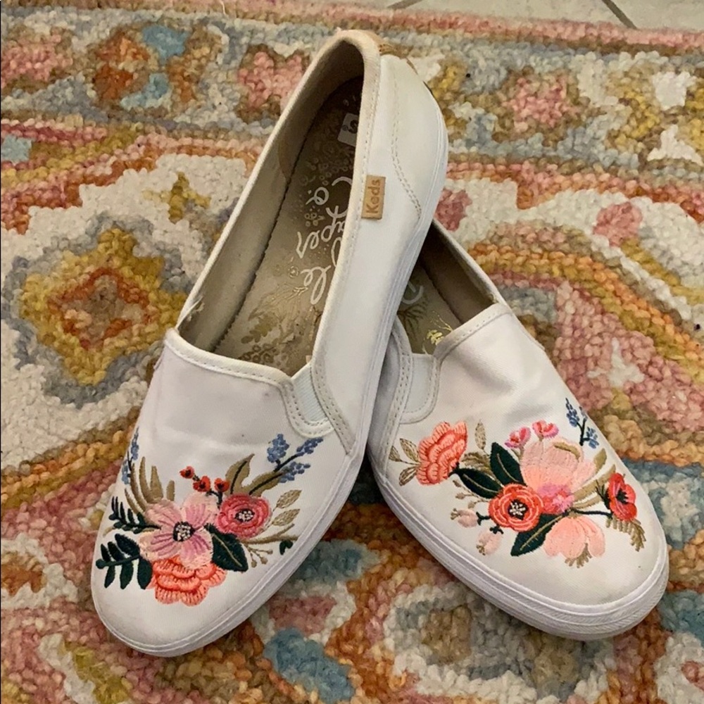 Embroidered rifle paper keds